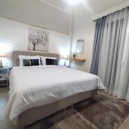 Luxury House Near By Delphi Apartment