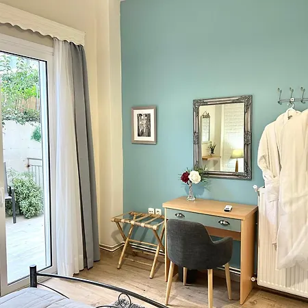 Luxury House Near By Delphi Apartment