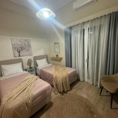 Luxury House Near By Delphi