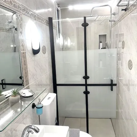 Luxury House Near By Delphi Apartman *