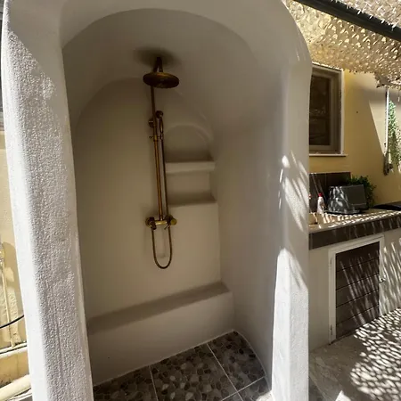 Luxury House Near By Delphi